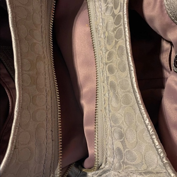 Coach - Picture 6 of 6